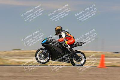 media/Jul-22-2022-TrackDaz (Fri) [[ca4971259a]]/Group B/130pm (Wheelie Bump)/